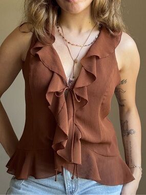 Ruffled Tie-Front Sleeveless Top in Rust
